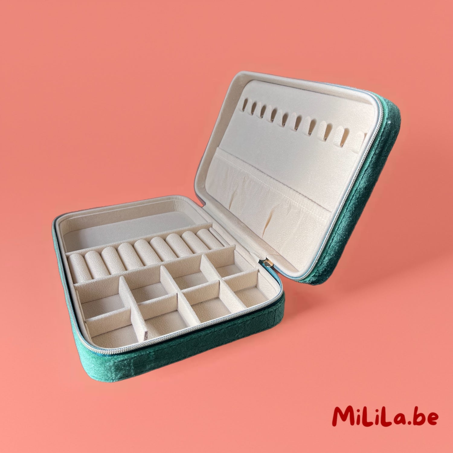 Detailfoto van de fijne afwerking van het juwelenkistje