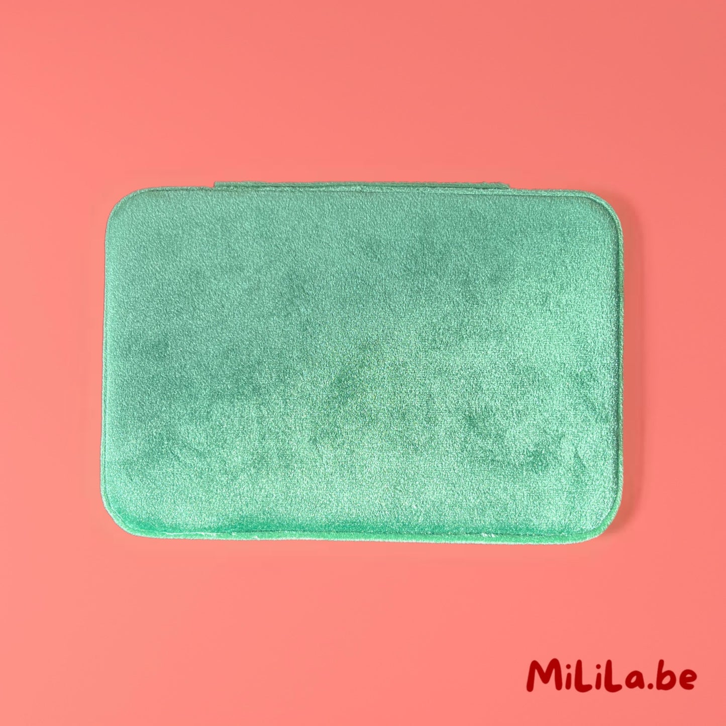 Compact reisformaat juwelenkistje ideaal voor handbagage of vakantie