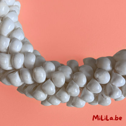 Detail van de schelpenstructuur van het ornament uit Bali